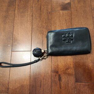 Tory Burch black leather wristlet